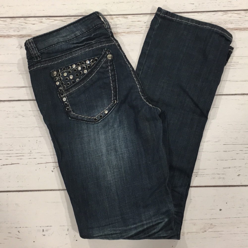Antique Rivet | Studded Jeans